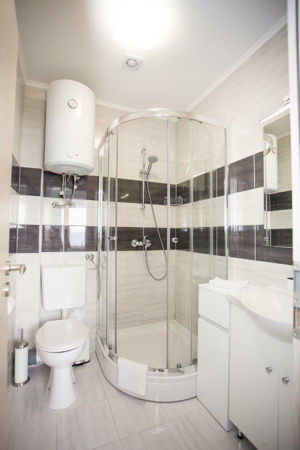 Apartment Bilo โอมิช ภายนอก รูปภาพ
