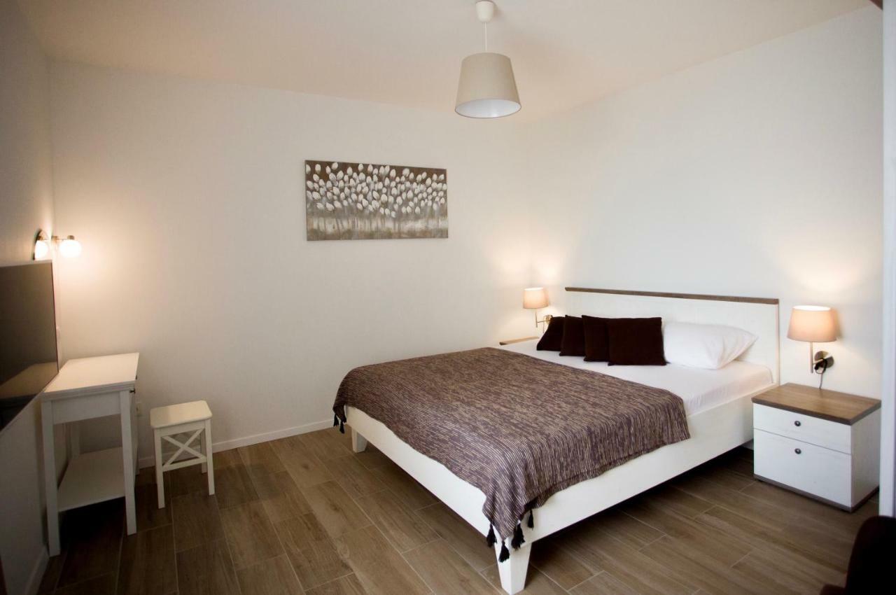 Apartment Bilo โอมิช ภายนอก รูปภาพ